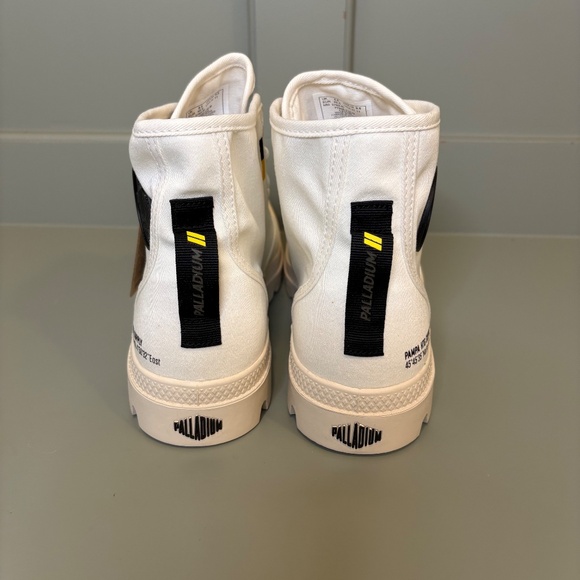 Palladium Pampa HTG Supply White Star Canvas‎ 77356 Women's Sz 11 Men's Size 9.5 - Picture 5 of 7